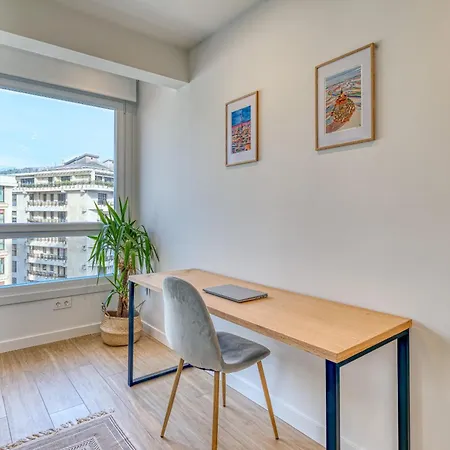 Monthly Triunfo Apt I 1 Min From Beach Apartment *